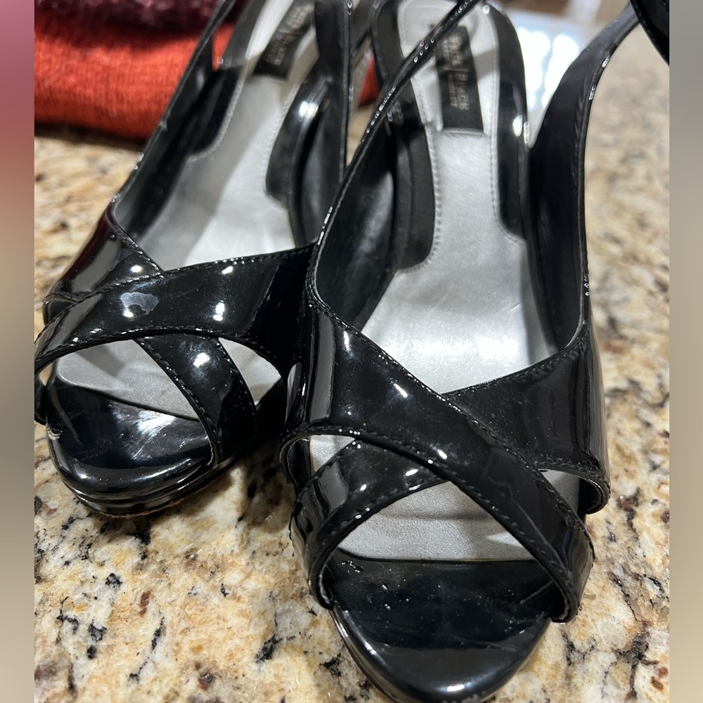 White House Black Market black patent leather shoes